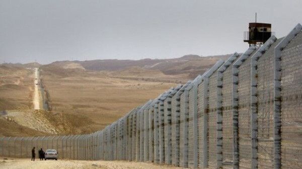 الجيش الإسرائيلي يعلن الحدود مع مصر "منطقة عسكرية مغلقة"