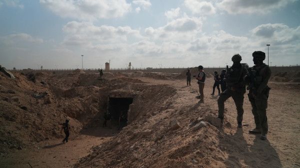 واشنطن تقترح نموذجاً لنزع سلاح حماس عبر تسليم السلاح لطرف ثالث وتدمير الأنفاق