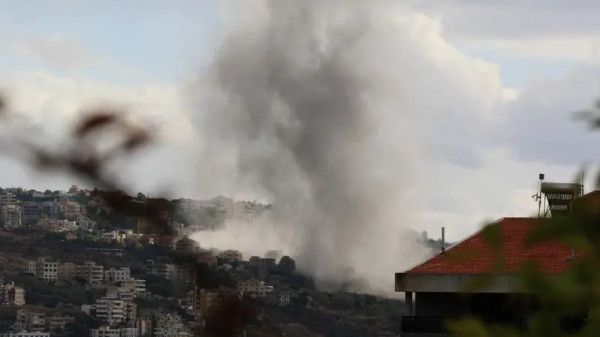 شهيدان باستهداف مسيّرة إسرائيلية مركبتين جنوبي لبنان