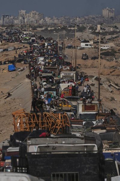 يوسي كوهين: خطة "التهجير المؤقت" لسكان غزة كادت تتحول إلى مشروع إقليمي والسيسي أسقطها
