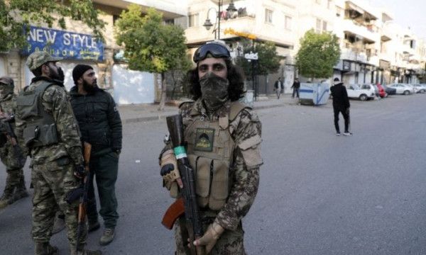 سوريا: تمديد حظر التجول في حمص بعد جريمة قتل زوجين بشبهة طائفية