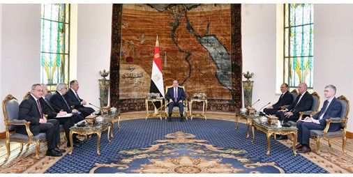 السيسي ولافروف: ضرورة وقف الحرب في غزة ومنع التصعيد بالمنطقة