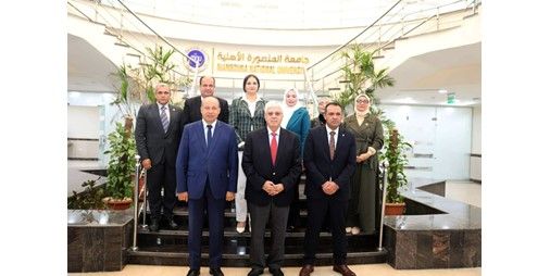 وزير التعليم العالي: العلاقة بين الجامعات الحكومية والأهلية قائمة على التعاون والتكامل