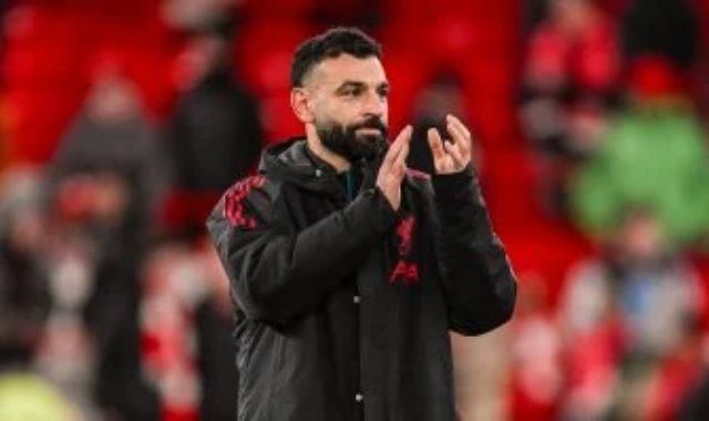 سلوت: محمد صلاح سيغادر من الباب الكبير كأحد أساطير ليفربول