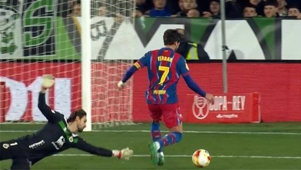 رسميا، نجم برشلونة ينتقل إلى باريس سان جيرمان