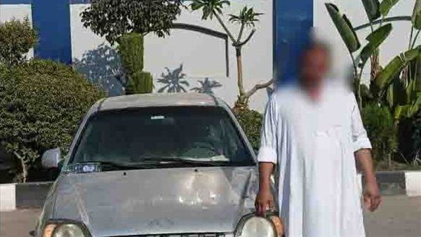 بسبب اللهو، ضبط سائق ظهر في صورة يقود سيارته برعونة في القليوبية