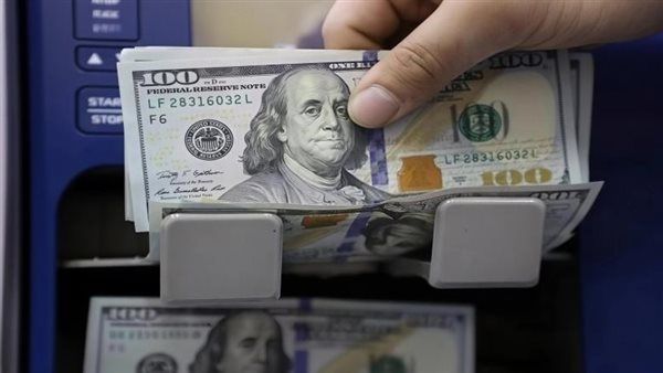 ارتفاع سعر الدولار أمام الجنيه بالبنوك المصرية (تحديث لحظي)