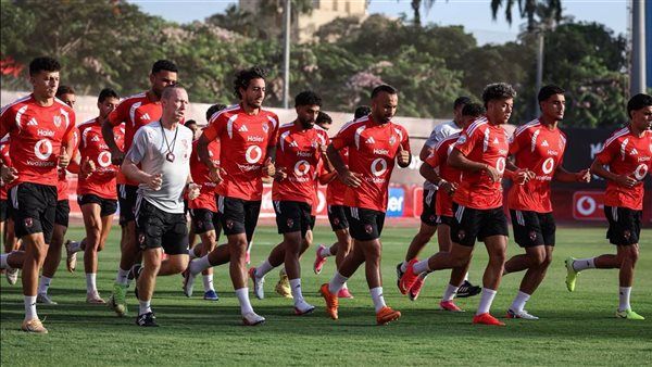 الشناوي أم شوبير، من يحرس مرمى الأهلي أمام الشرقية إنبي في الدوري الممتاز؟