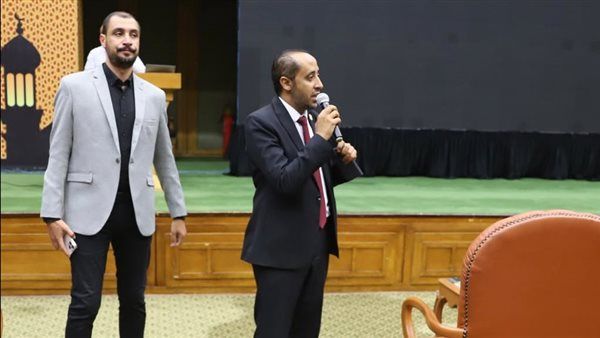 الأزهر ينظم يومًا تدريبيًا بعنوان «سفراء البرمجة» لمعلمي وموجهي الحاسب والذكاء الاصطناعي