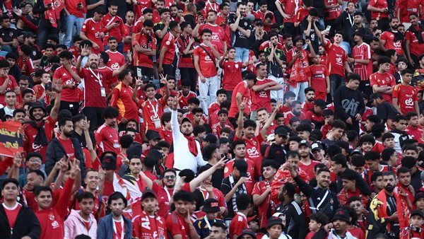 جماهير الأهلي تدعم اللاعبين رغم التأخر أمام الشرقية إنبي (فيديو)