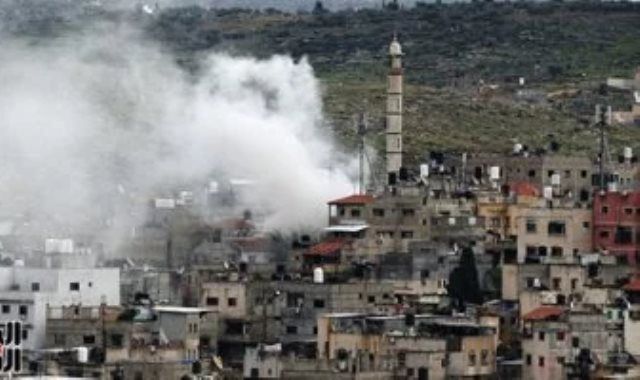 الاحتلال الإسرائيلي يعتقل مالايقل عن 15 فلسطينيا من مدن الضفة