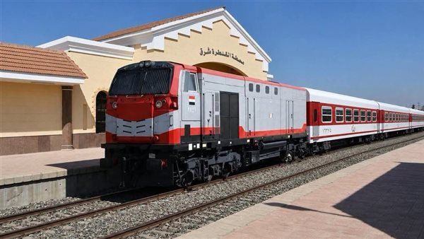 الإقبال المتزايد وراء القرار، السكك الحديدية تمد فترة تشغيل قطارات زوار دير السيدة العذراء بأسيوط