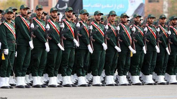 الحرس الثوري: التوصل لاتفاقات بشأن تقاسم إيران وعمان مياه مضيق هرمز