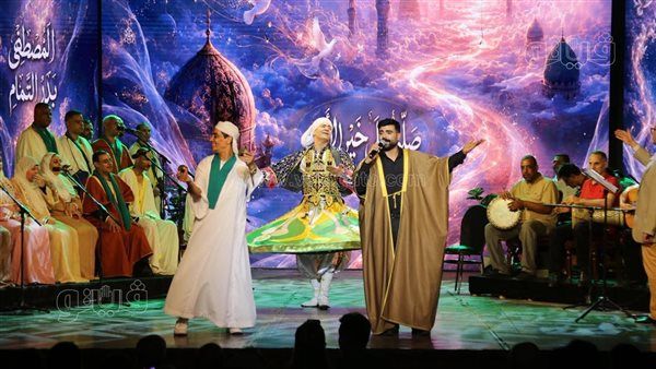فرقة الإنشاد الديني تفتتح حفل "مدد يا رسول الله" على المسرح القومي (صور)