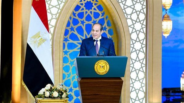 13 صورة ترصد حفل المولد النبوي وتكريم السيسي عددا من العلماء والأوقاف