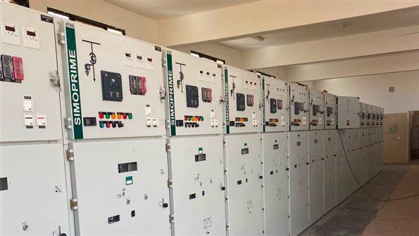 إطلاق التيار الكهربائي لـ 3 موزعات بالمنطقة الصناعية الأولى لتغذية 75 قطعة بأكتوبر الجديدة