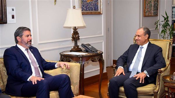 وزير الخارجية يبحث مع مايكل ريجاس سبل تعزيز العلاقات المصرية الأمريكية ومستجدات الأوضاع الإقليمية