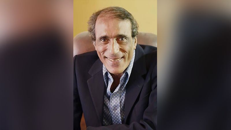 الكاتب الصحفى محمود عوض 
