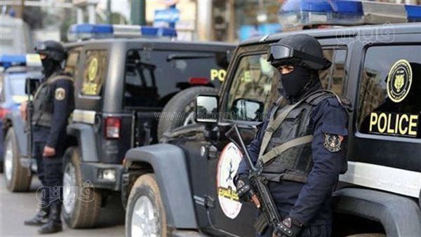 أخبار الحوادث اليوم: سقوط أمين شرطة مزيف بتهمة النصب على أهالي نزلاء مراكز الإصلاح.. ضبط نصف طن مخدرات و139 قطة سلاح.. ونهاية "مستريح" المراهنات والعملات المشفرة في قبضة الأمن