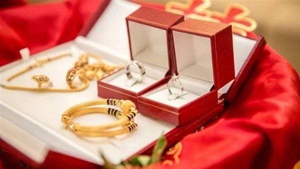 حكم قضائي ينهي خلافا بين فتاة وشاب على المشغولات الذهبية بعد فسخ الخطوبة