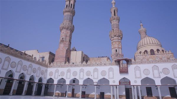 بجميع محافظات مصر، الأزهر يعقد اليوم فاعليات "يوم السرد القرآني" لختم القرآن الكريم
