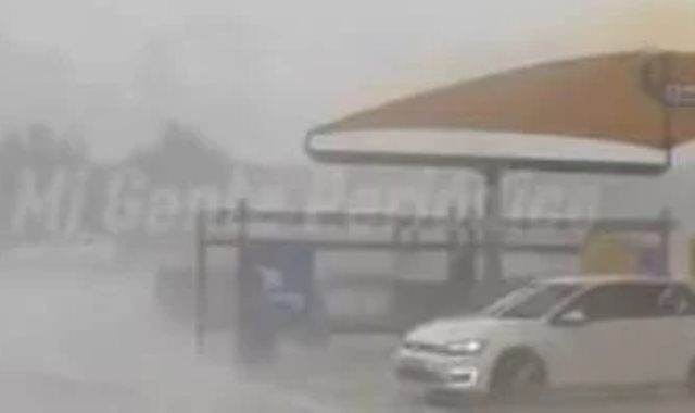 عواصف أوروبا تحول مدنا إلى ركام.. 83 مصابا و10 آلاف سيارة مدمرة.. فيديو