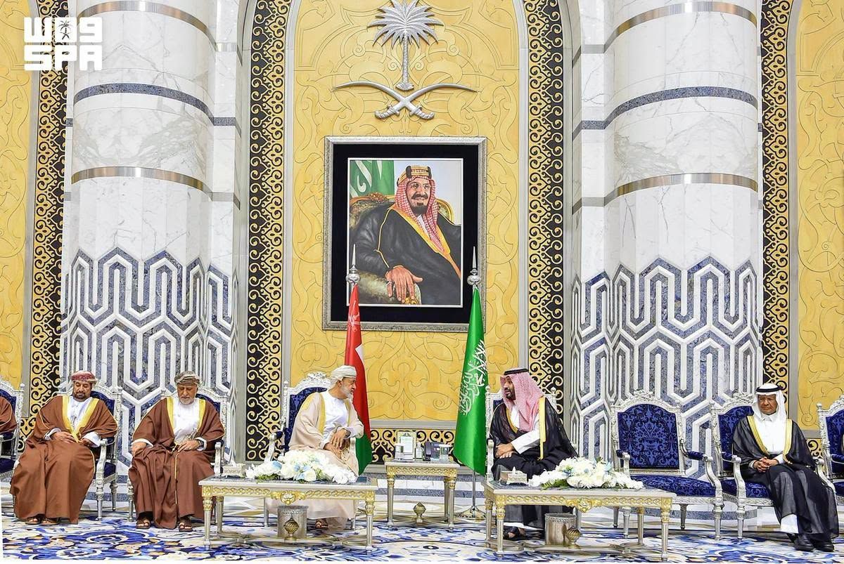 الأمير محمد بن سلمان والسلطان هيثم بن طارق، فيتو