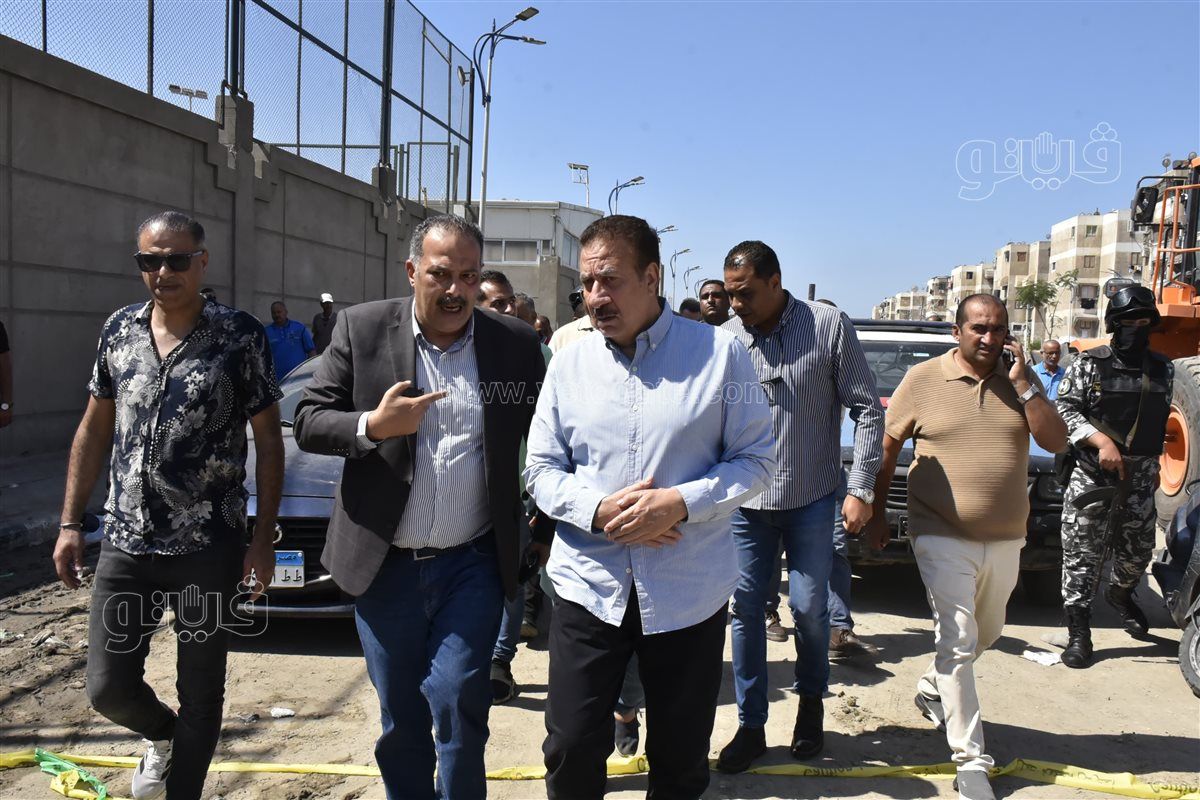 محافظ بورسعيد يتابع ميدانيًا إصلاح كسر خط طرد محطة الضواحي الجديدة