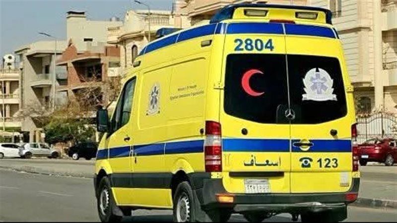 إصابة 3 أشخاص في حادث انقلاب موتوسيكل أمام شارع التأمين الصحي بقنا