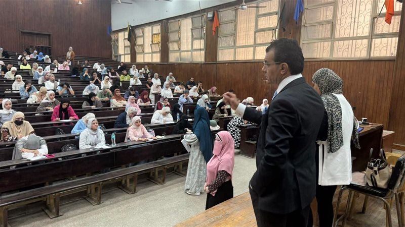 عقد امتحانات القبول بكلية الاداب بمرحلة الدراسات العليا لكل الأقسام