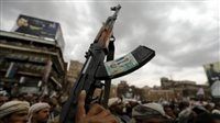من الاتصالات إلى المدارس.. جرائم الحوثيين تطال كل تفاصيل الحياة في المخا