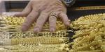 أخبار الاقتصاد اليوم: هدوء في أسعار الذهب وتراجع مؤشر النفط، الدولار يحافظ على قوته قرب 100 نقطة، البورصة تربح 38 مليار جنيه