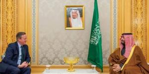 ولي
      العهد
      يستعرض
      التعاون
      الثنائي
      مع
      وزير
      الخارجية
      البريطاني