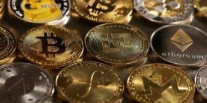 "بيتكوين"
      تصل
      إلى
      50
      ألف
      دولار
      لأول
      مرة
      من
      عامين