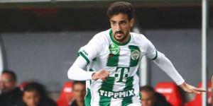 عاجل: تفاصيل جديدة في صفقة بن رمضان للأهلي.. طلب أخير يحسم الجدل