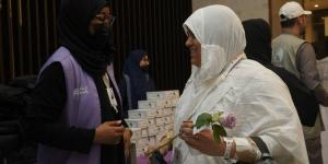 وصول أفواج حجاج الحج المباشر إلى مكة المكرمة 