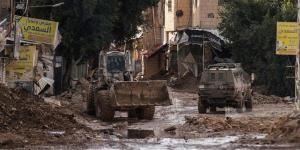 في ثاني أيام العيد.. ﻿الاحتلال يواصل هدم المنازل في مخيم طولكرم