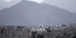 اليمن.. مضطرب نفسياً يرتكب مجزرة في مسجد ويقتل 12 شخصا