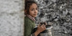 وفاة طفلة في خانيونس بسبب المجاعة والجفاف