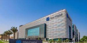 جامعة خليفة توقع تفاهماً مع «إنتراتوميكس»