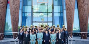 وفد سنغافوري يطلع على ابتكارات الدفاع المدني في دبي