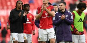 ثنائية ماونت وشيشكو تمنح مانشستر يونايتد الفوز على سندرلاند