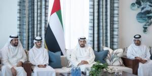 حمدان بن زايد يكرّم داعمي الهلال الأحمر ويستقبل المواطنين في قصر الظنة