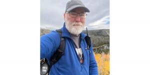 فاز بجائزة نوبل للطب ولم يعرف إلا مصادفة.. من هو الأمريكي فريد رامسديل؟