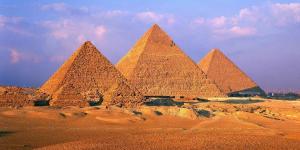 مصر ترد على مزاعم إسرائيل بالمشاركة في بناء الأهرامات