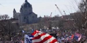 مظاهرات أمريكا.. الملايين يشاركون فى احتجاجات "لا للملوك" ضد ترامب.. صور