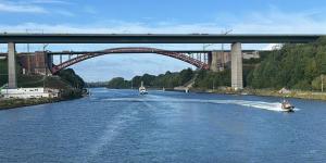 تقنياتها سرية وقادرة على إطلاق أسلحة نووية، إسرائيل تتسلم أكبر غواصة في تاريخها من ألمانيا