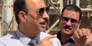 محافظ سوهاج يتفقد حريق محطة كهرباء بيت داوود بجرجا ويوجه بإعادة التيار في الـ4 المراكز المتأثرة