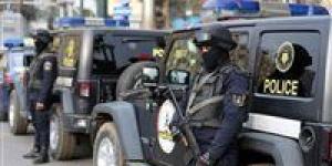 ضبط 7 أشخاص و5 بنادق آلية بعد تداول فيديوهات الرقص بالأسلحة في حفل زفاف بقنا