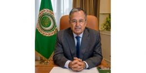 وزير الخارجية بحث مع أمين عام الجامعة العربية تعزيز العمل العربي المشترك ومستجدات المنطقة